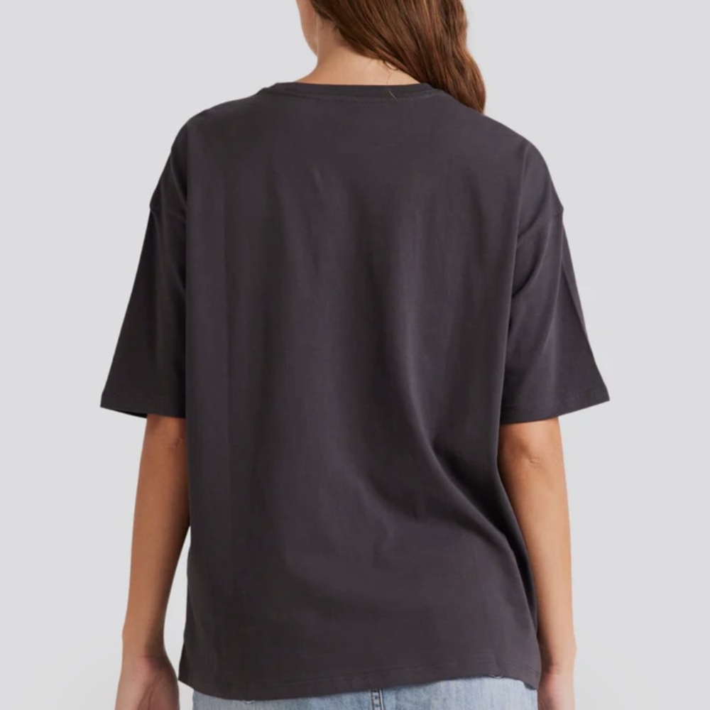 NWT Billabong Under The Palms Short Sleeve Graphic Tee Women’s size medium - Picture 2 of 8